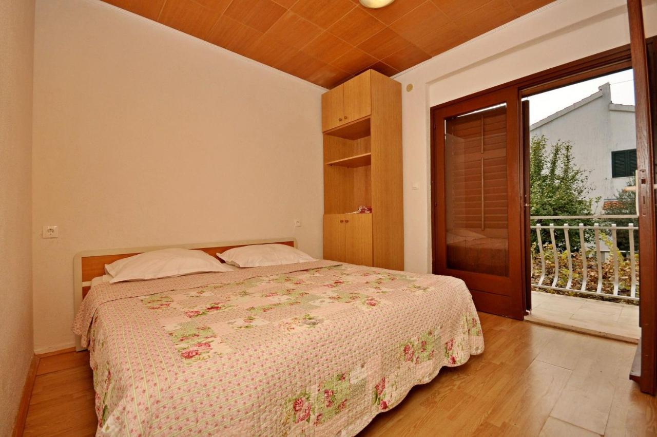 Apartment Jakov Donji Okrug  Kültér fotó